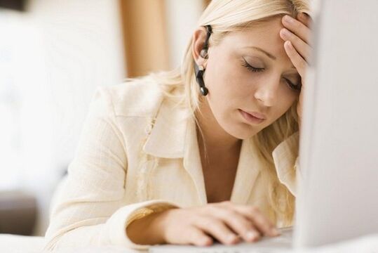 headache due to worms in the body